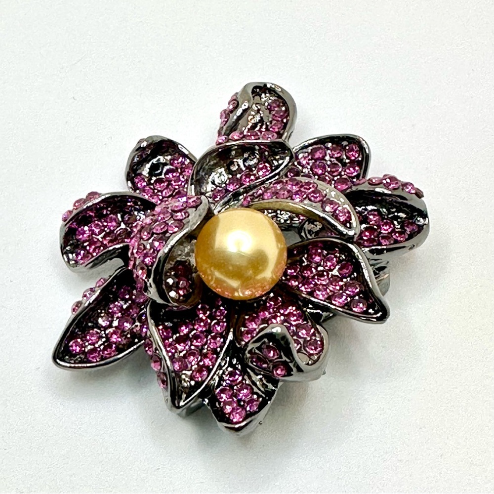 NWOT - Pink and Gold Lotus Blossom Brooch - Picture 4 of 11